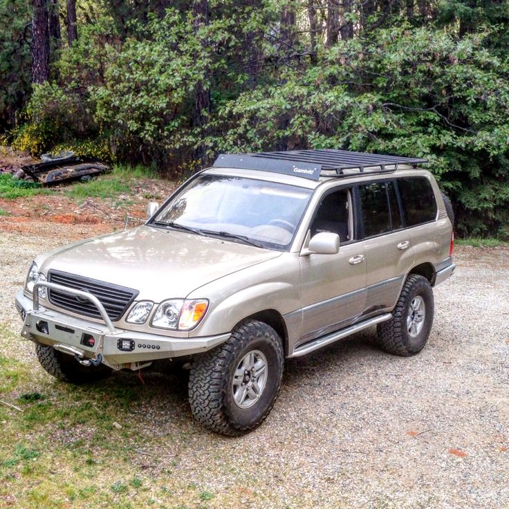 4x4 Land Cruiser GX Manual hire in Entebbe